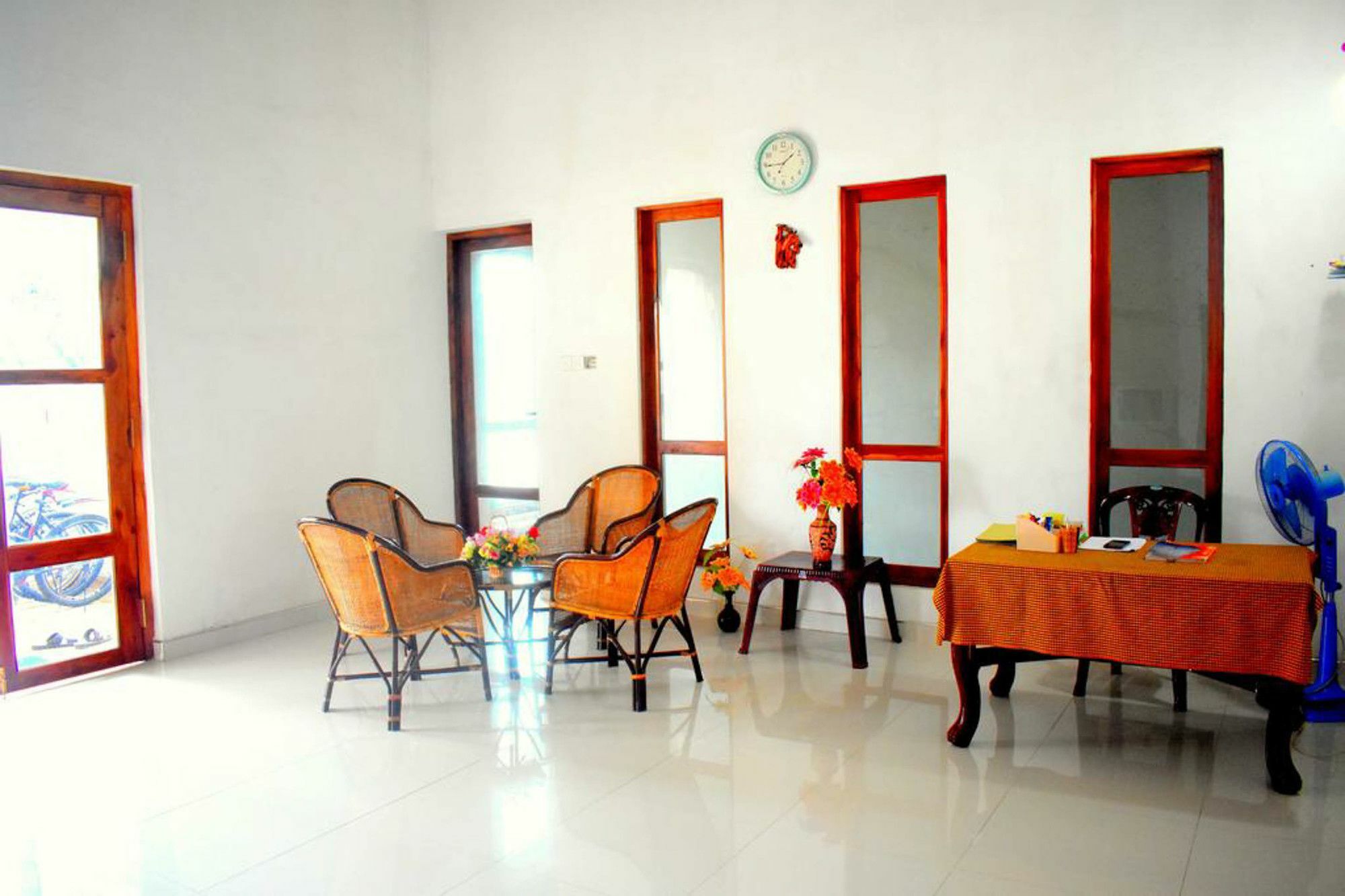 Hôtel Lion Rest à Anurâdhapura Extérieur photo